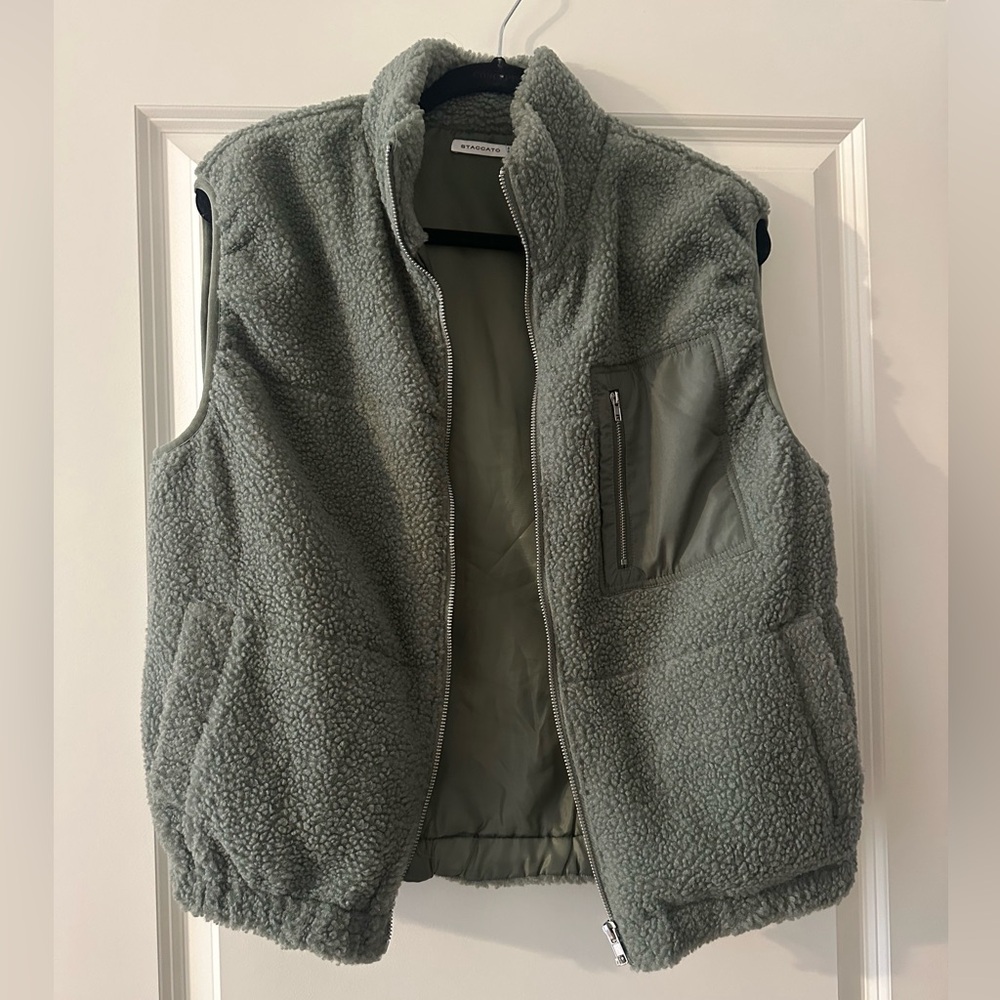 Women’s Sherpa Vest
